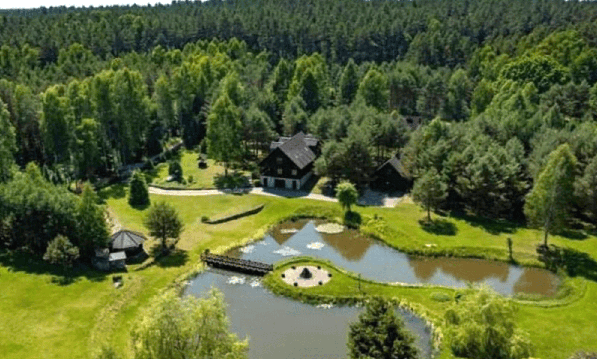 Willa nad Stawem do 10 osób – widok z zewnątrz, Krawno, Mazury